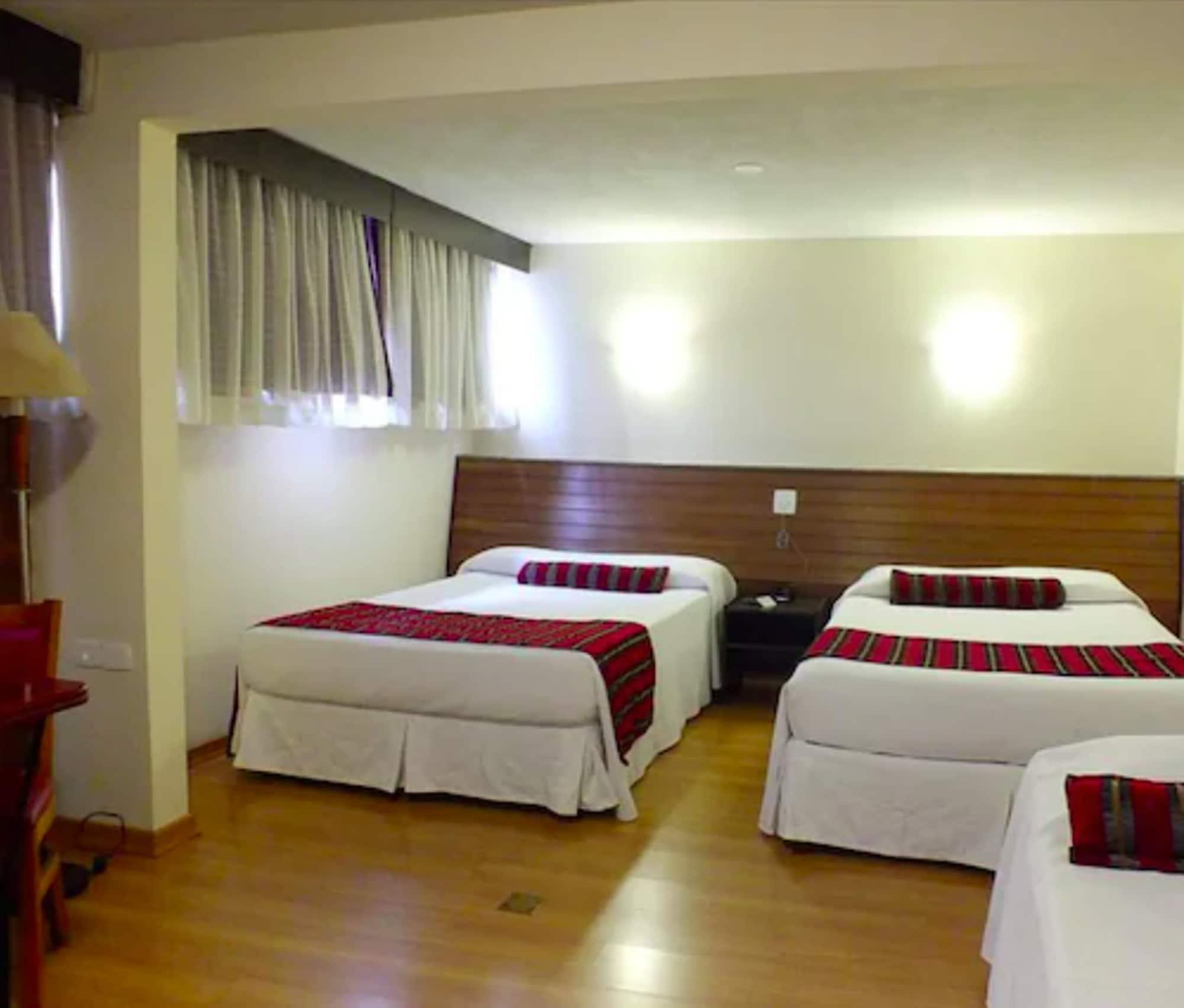 Hotel Nacional Inn Curitiba Estacao Shopping Esterno foto